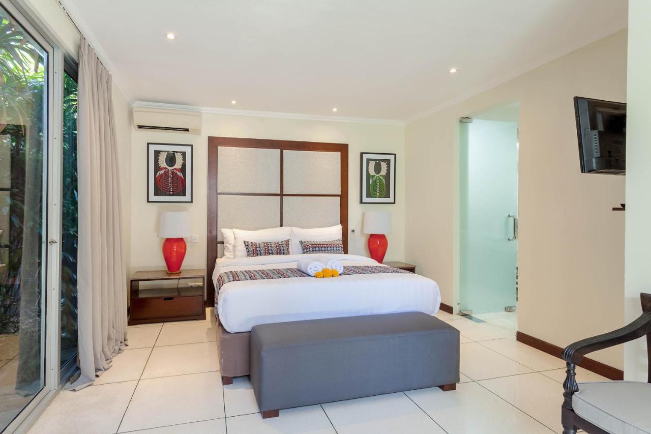 Asrina Villa'S Seminyak Экстерьер фото
