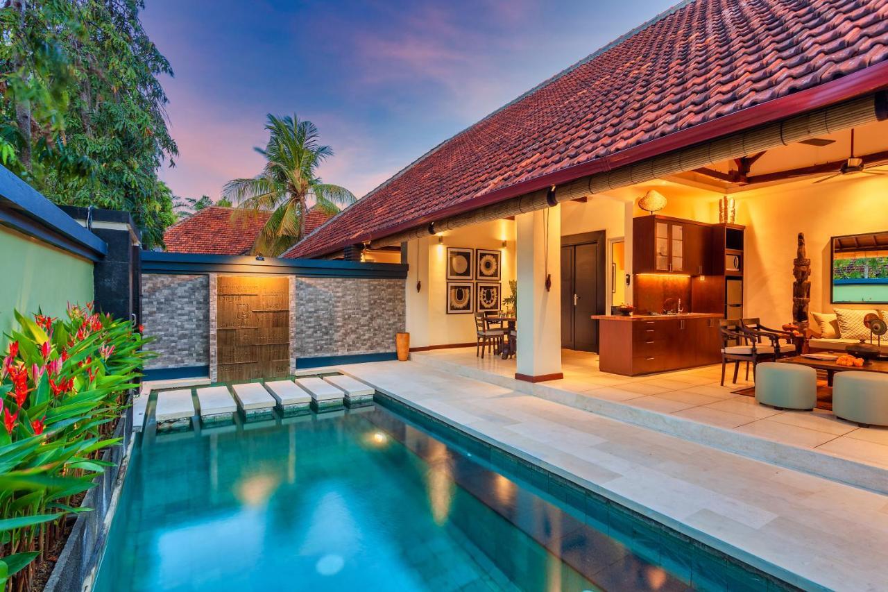 Asrina Villa'S Seminyak Экстерьер фото