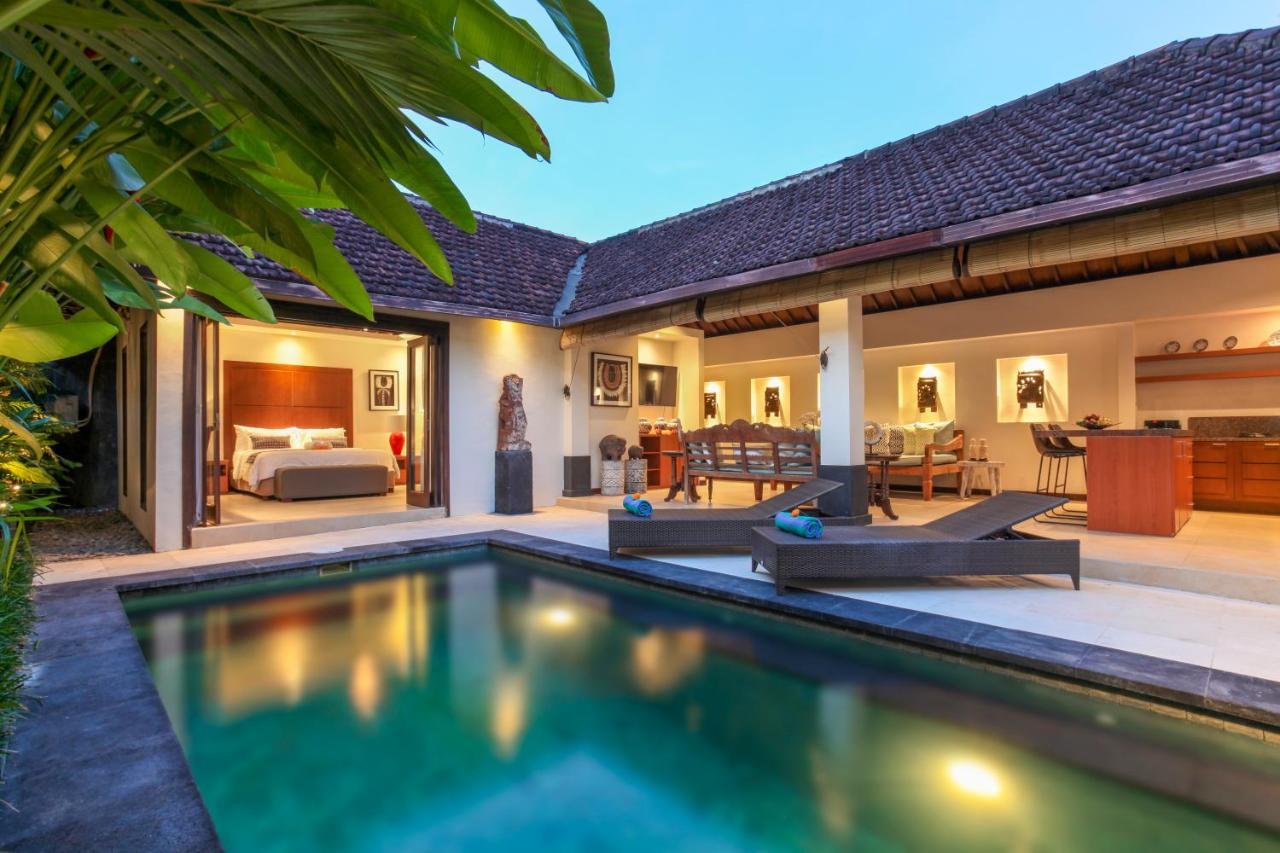 Asrina Villa'S Seminyak Экстерьер фото