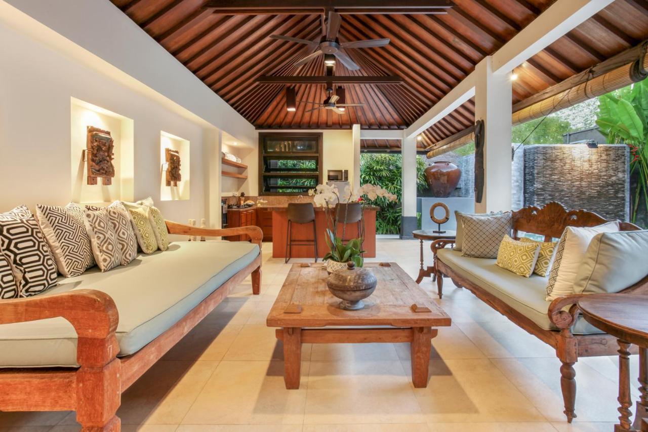 Asrina Villa'S Seminyak Экстерьер фото
