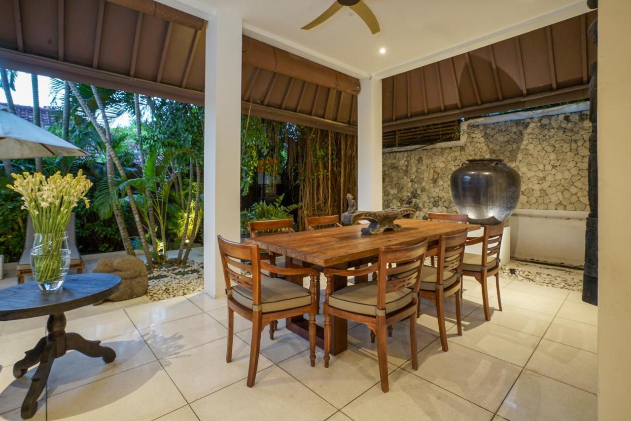 Asrina Villa'S Seminyak Экстерьер фото